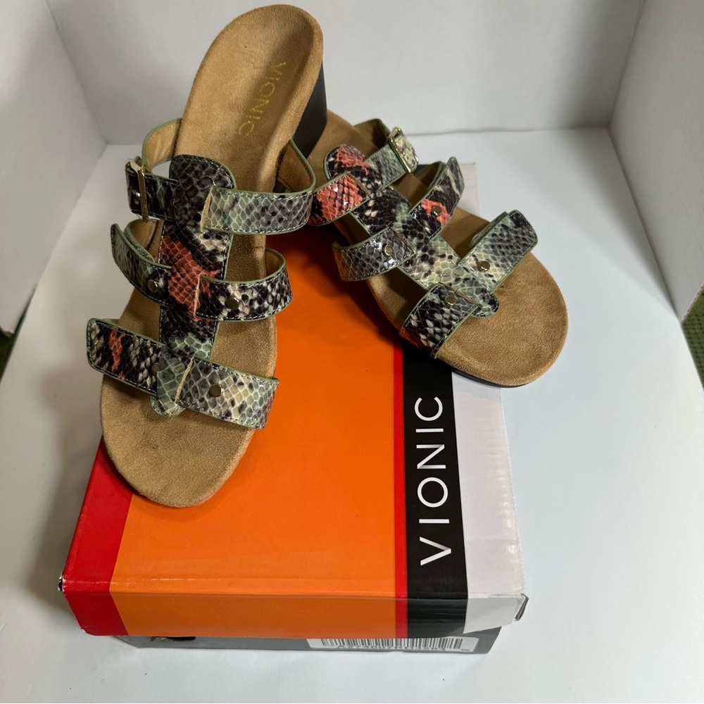 Vionic Women's Mint Snake Print Radia Orthotic Sandals W/Adjustable Straps 8M